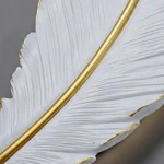 ⁦ابليك جداري ريش جداري طراز حديث ابيض مقاس وسط لون الانارة اصفر طول 62 *العرض 16 سم⁩ - الصورة ⁦4⁩