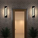 فانوس جداري اسود إضاءة اصفر 30 واط
