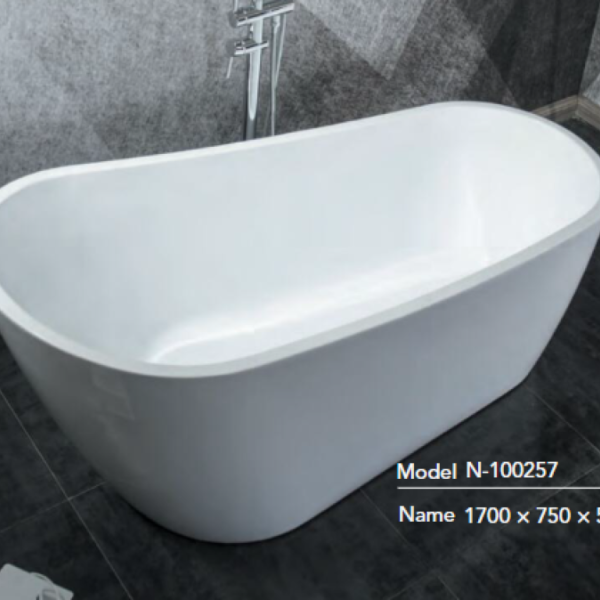 مغطس كلاسك لون ابيض مقاس 170*75 ارتفاع 550 بضمان عشر سنوات