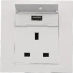 فيش ثلاثي مع منفذ يو اس بي USB لون ابيض ساده توفل